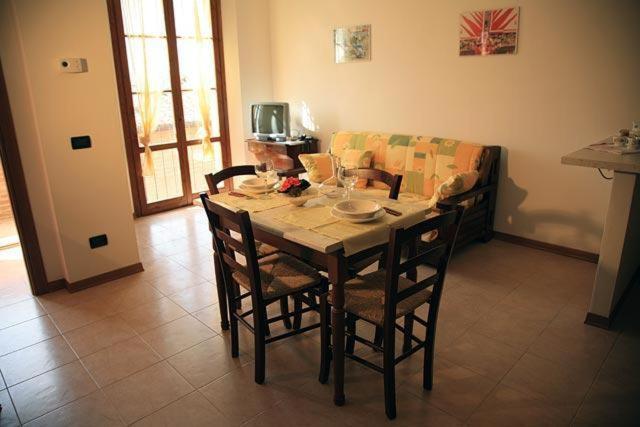 Apartamento Podere Olmo Adriano E Doretta Sovicille Habitación foto